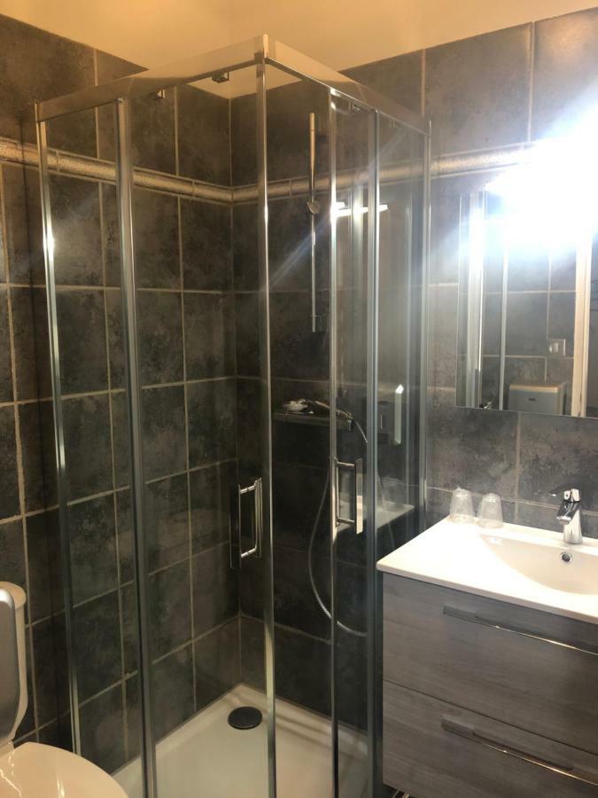 Hotel Le Lys D'Or Vauvert Eksteriør bilde